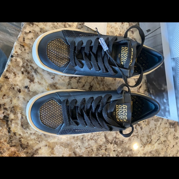 Golden Goose size 7 - Picture 5 of 5